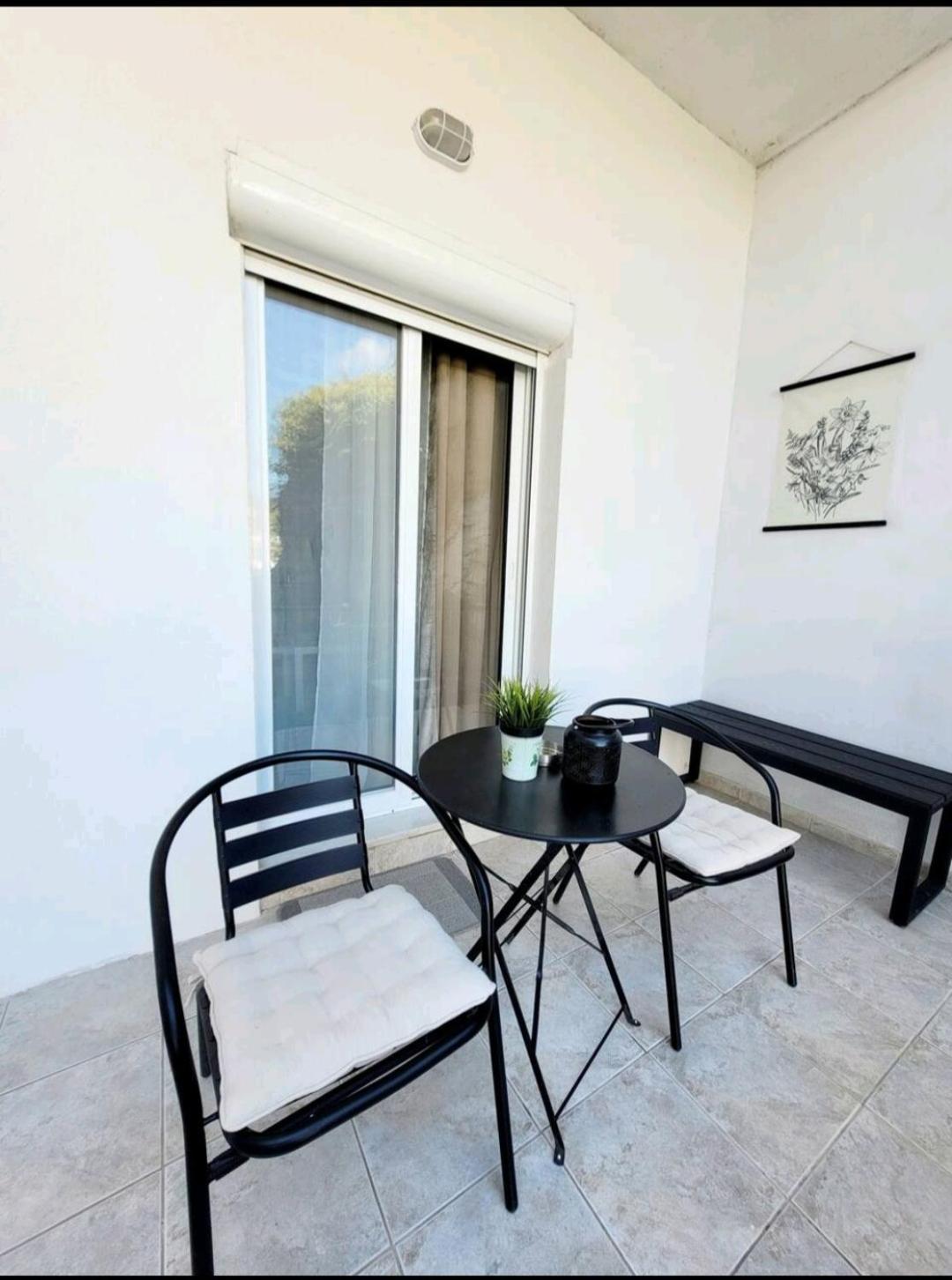 Center River Apartment Florina Buitenkant foto